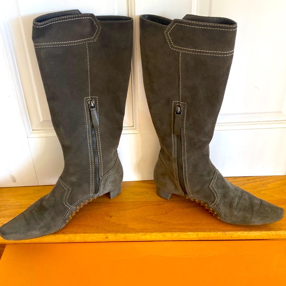 Tods Birkin Boot Olive Suede